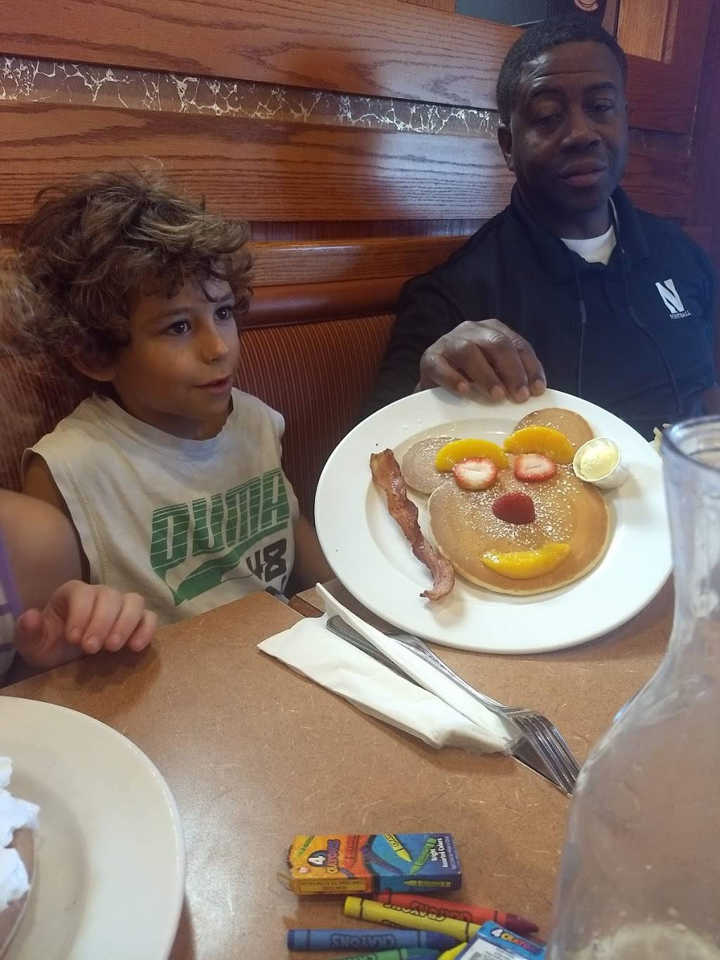 Butterfields | restaurant | 4195 Dundee Rd, Northbrook, IL 60062, USA | 8472052588 OR +1 847-205-2588