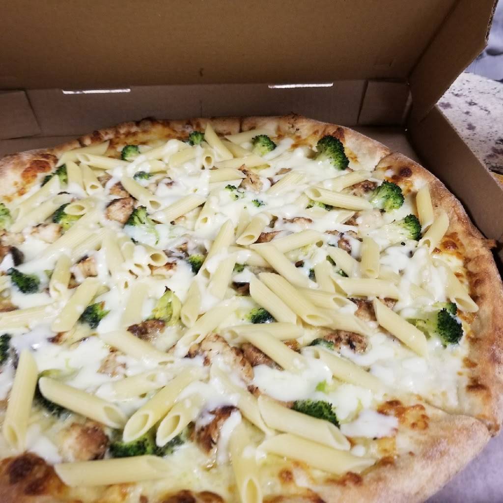 Rustica Pizza | restaurant | 146 Belgrade Ave, Roslindale, MA 02131, USA | 6173277707 OR +1 617-327-7707