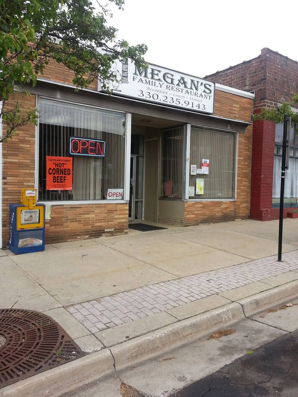 Megans Family Restaurant | restaurant | 266 W Main St, Ravenna, OH 44266, USA | 3302359143 OR +1 330-235-9143