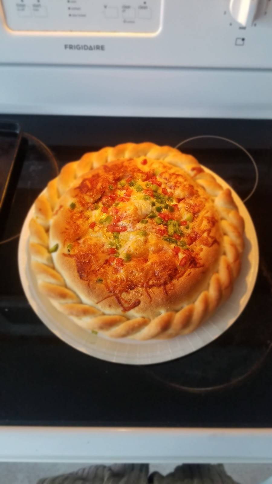 Papa Murphys Take N Bake Pizza | meal takeaway | 6965 Mesa Ridge Pkwy, Fountain, CO 80817, USA | 7193220200 OR +1 719-322-0200