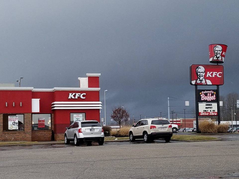 KFC | restaurant | 4575 National Rd E, Richmond, IN 47374, USA | 7659390000 OR +1 765-939-0000