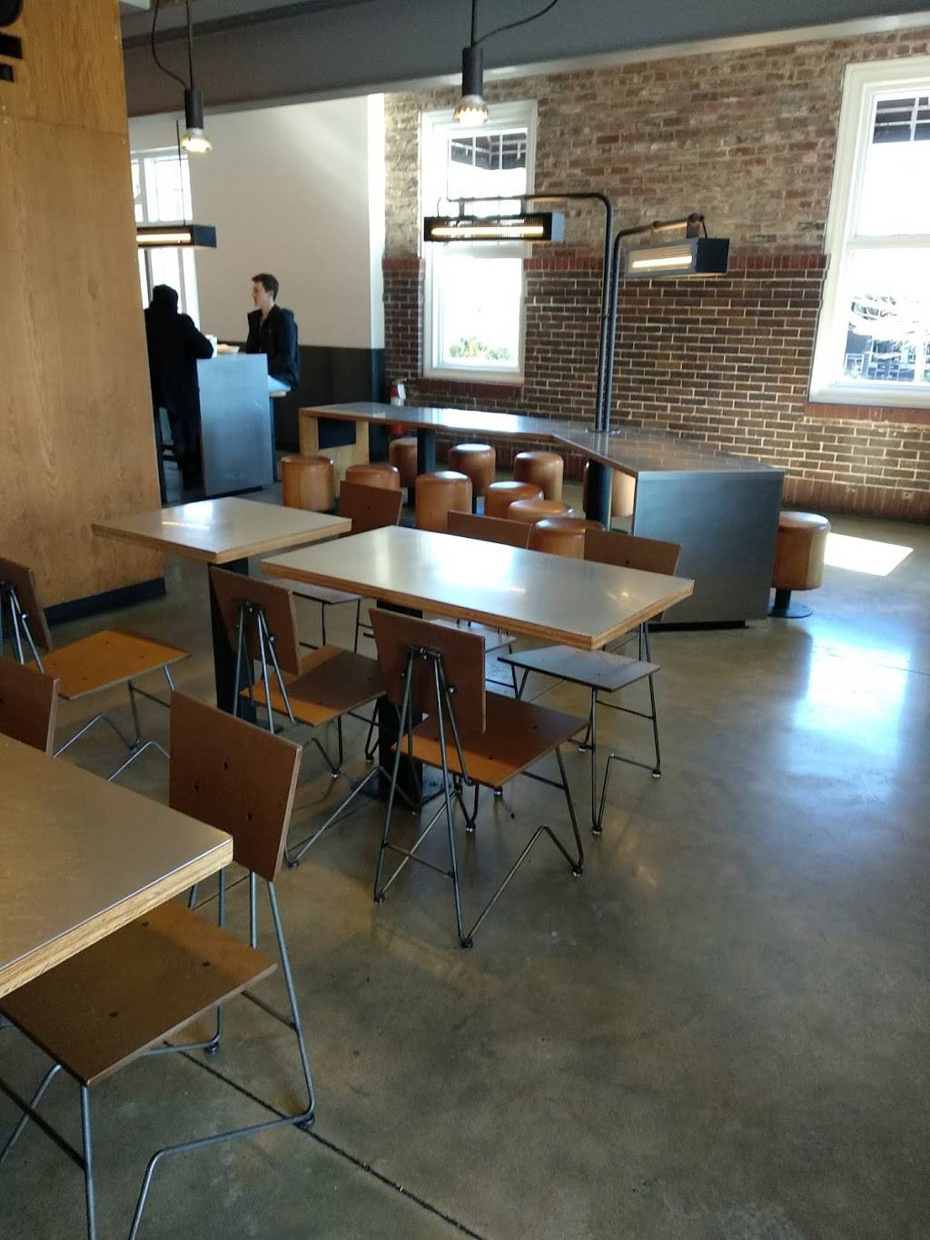 Chipotle Mexican Grill | restaurant | 550 W Dickson St, Fayetteville, AR 72701, USA | 4794441466 OR +1 479-444-1466