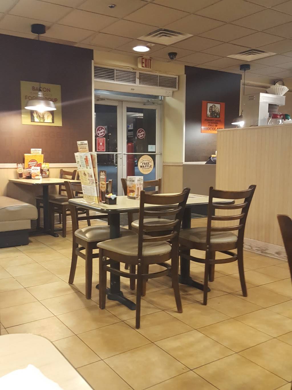 Huddle House | restaurant | 1694 Old Ninety Six Indian Trail, Batesburg, SC 29006, USA | 8036576686 OR +1 803-657-6686