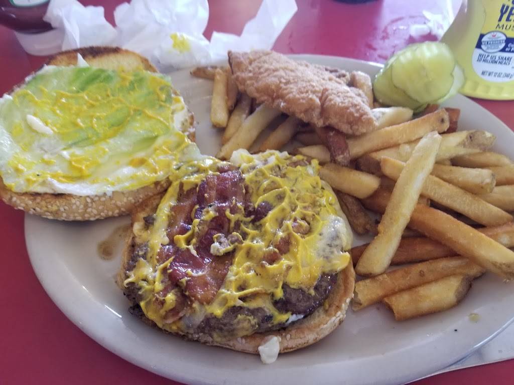 Smittys Smokehouse & Grill | restaurant | 12830 US-301, Dade City, FL 33525, USA | 3525232007 OR +1 352-523-2007