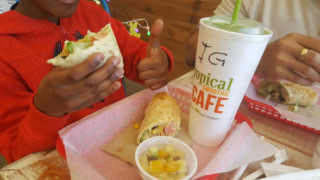 Tropical Smoothie Cafe | restaurant | 3222 Rolling Oaks Blvd, Kissimmee, FL 34747, USA | 4075071537 OR +1 407-507-1537