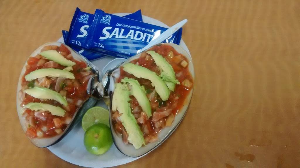 La carreta mariscos cócteles | restaurant | Cañon de las Rosas 5062, Grantenochtitlan, Tijuana, B.C., Mexico | 016644903989 OR +52 664 490 3989