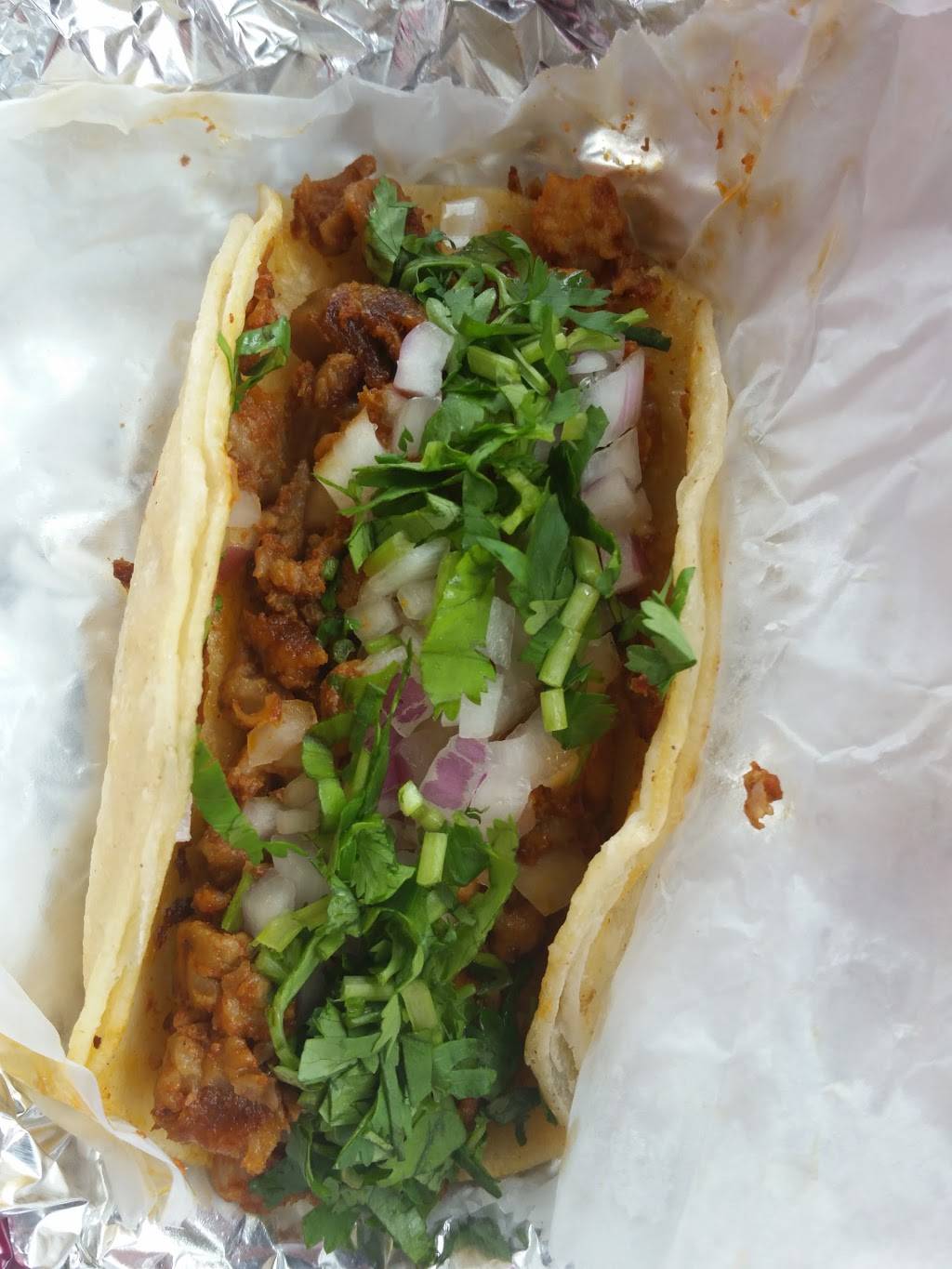 Tortas Guadalajara | restaurant | 5 S Lake St, Aurora, IL 60506, USA | 6308443292 OR +1 630-844-3292