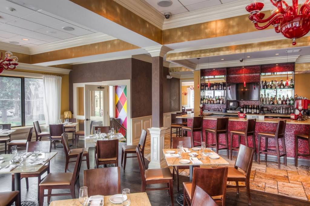 Quattro Pazzi Cafe | restaurant | 1599 Post Rd, Fairfield, CT 06824, USA | 2032597417 OR +1 203-259-7417