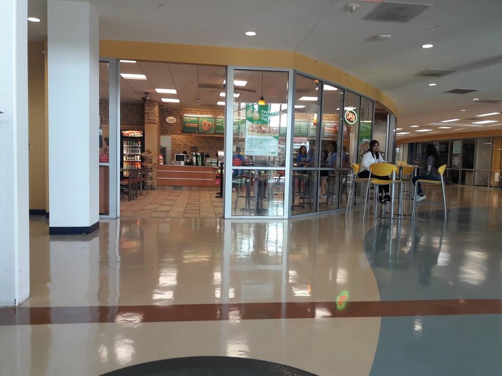 Subway Restaurants | restaurant | 4849 W Illinois Ave, Dallas, TX 75211, USA | 2148608664 OR +1 214-860-8664