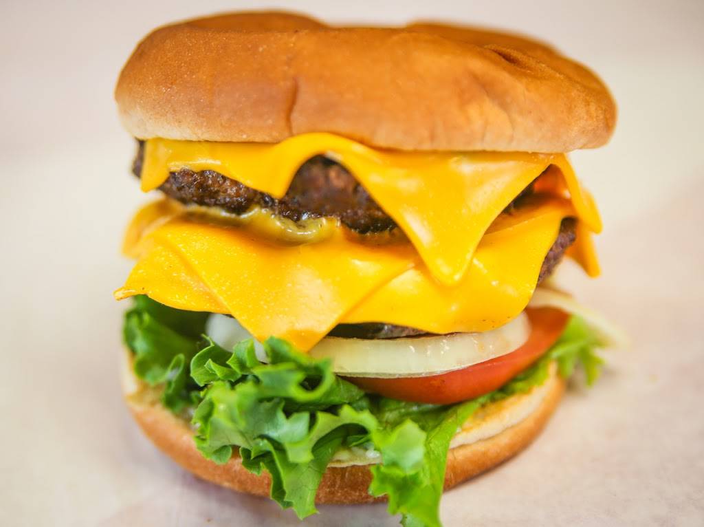 88 Giant Burgers To Go | restaurant | 19845 CA-88, Pine Grove, CA 95665, USA | 2092967277 OR +1 209-296-7277