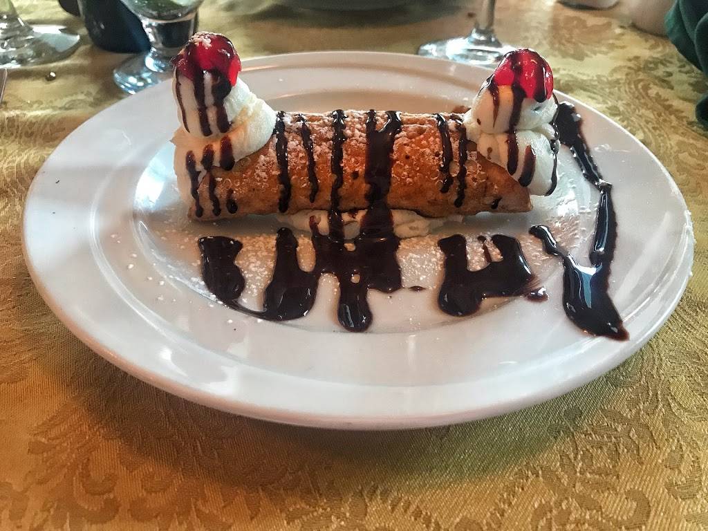 Gios Villa Vancheri | restaurant | 690 Lafitte St, Mandeville, LA 70448, USA | 9856242597 OR +1 985-624-2597