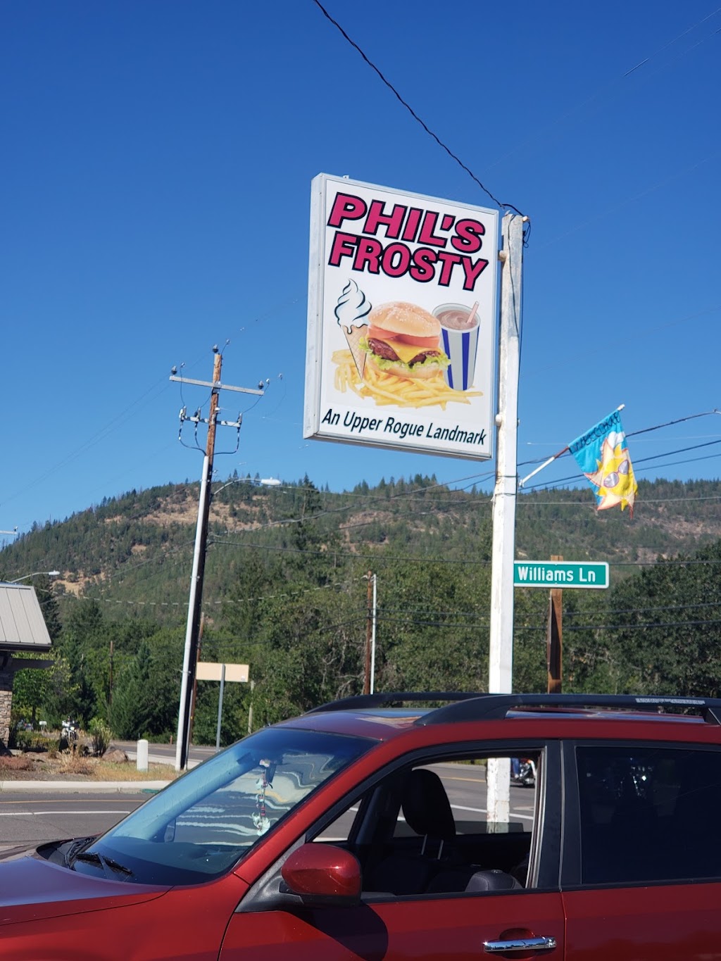 Phils Frosty | restaurant | 22161 OR-62, Shady Cove, OR 97539, USA | 5418782509 OR +1 541-878-2509