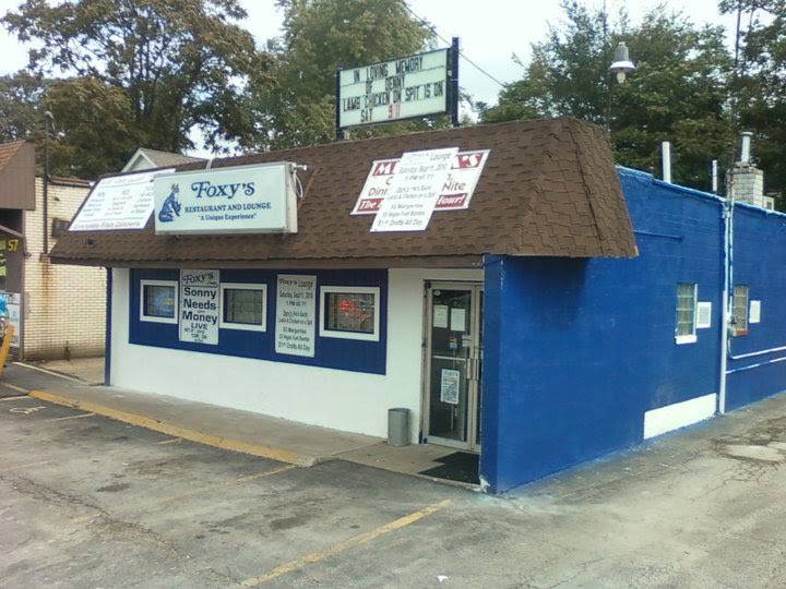 Foxys Restuarant and Lounge | restaurant | 51 N Meridian Rd, Youngstown, OH 44509, USA | 3307928000 OR +1 330-792-8000