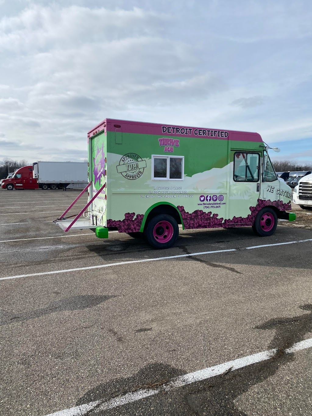 Thrive Acai | restaurant | 1622 Wilkins St, Detroit, MI 48207, USA | 7347732471 OR +1 734-773-2471