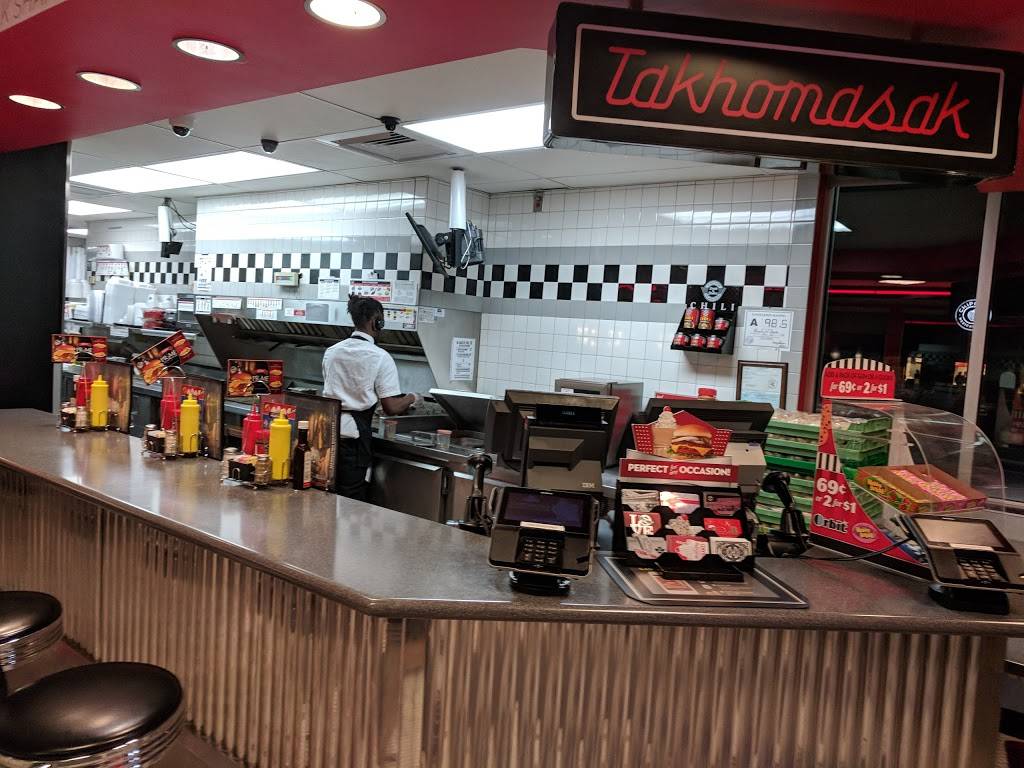 Steak n Shake | restaurant | 635 River Hwy, Mooresville, NC 28117, USA | 7047469231 OR +1 704-746-9231