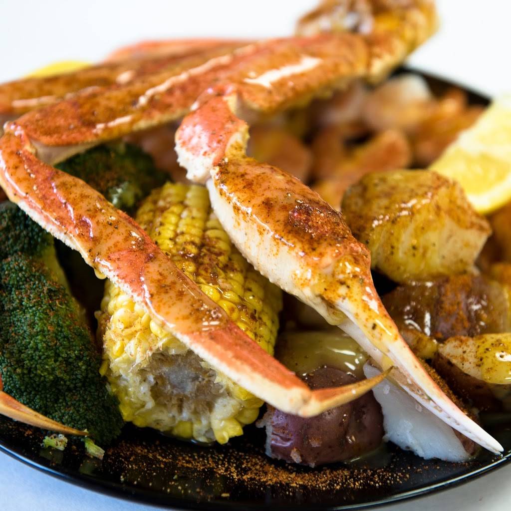 Seafood junction | restaurant | 645 E 162nd St, South Holland, IL 60473, USA | 7087134022 OR +1 708-713-4022