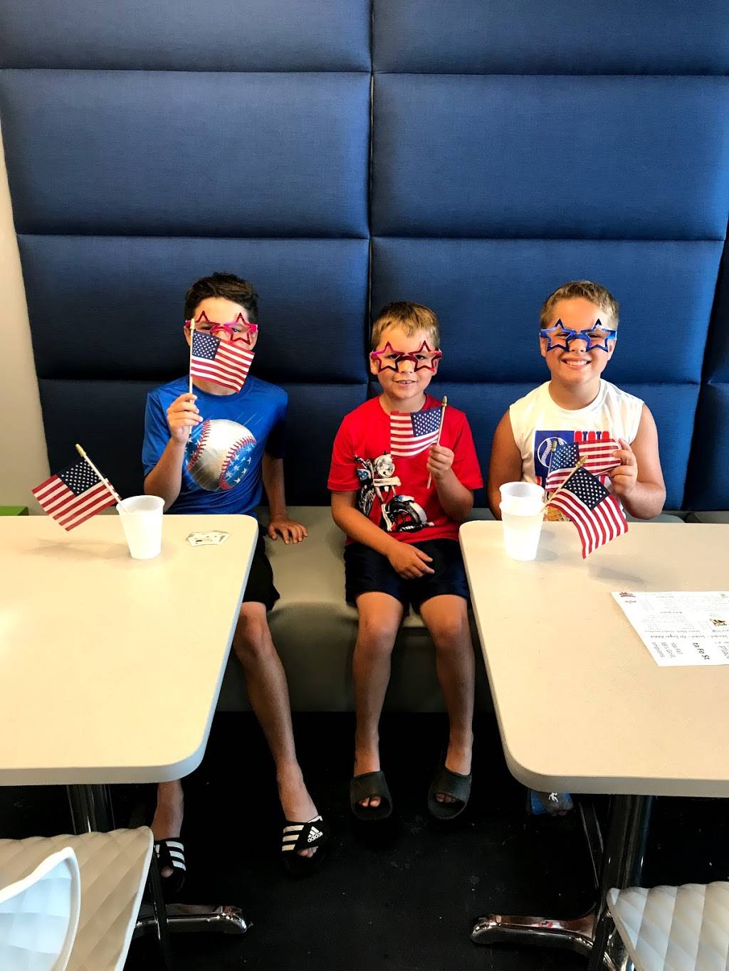 Sweet Thang & Cafe | restaurant | 1088 W Santa Fe St, Olathe, KS 66061, USA | 9137127004 OR +1 913-712-7004