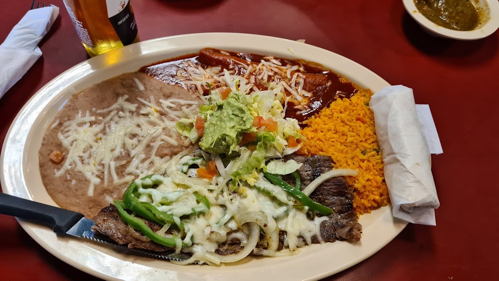 Los Caporales Mexican Restaurant | restaurant | 4000 N Grandview Ave, Odessa, TX 79762, USA | 4323661445 OR +1 432-366-1445