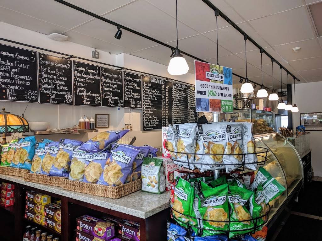 Dominic’s Delicatessen | restaurant | 15 N Broadway, Tarrytown, NY 10591, USA | 9145240505 OR +1 914-524-0505