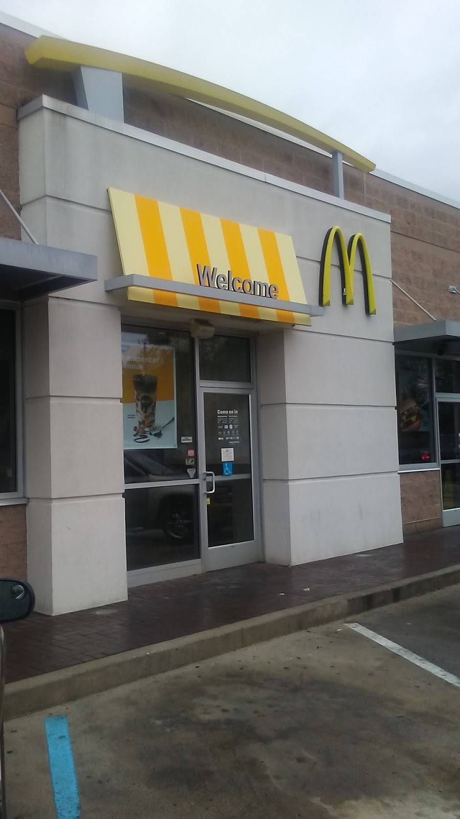McDonalds | cafe | 4002 University Dr, Huntsville, AL 35816, USA | 2568373970 OR +1 256-837-3970