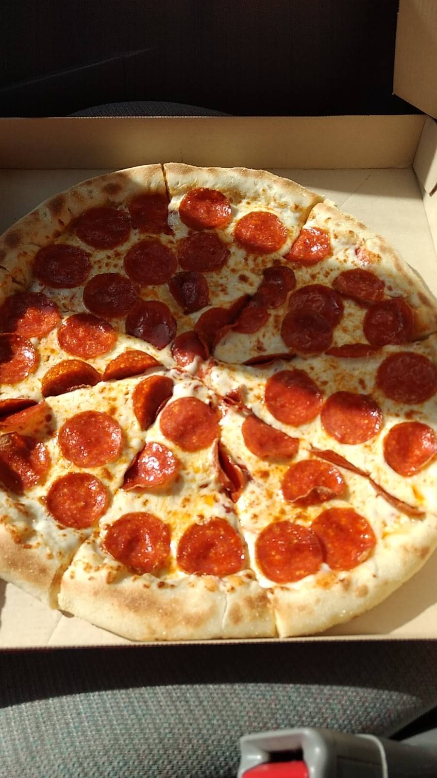Little Caesars Pizza | meal takeaway | 1650 W Court St, Kankakee, IL 60901, USA | 8159291966 OR +1 815-929-1966