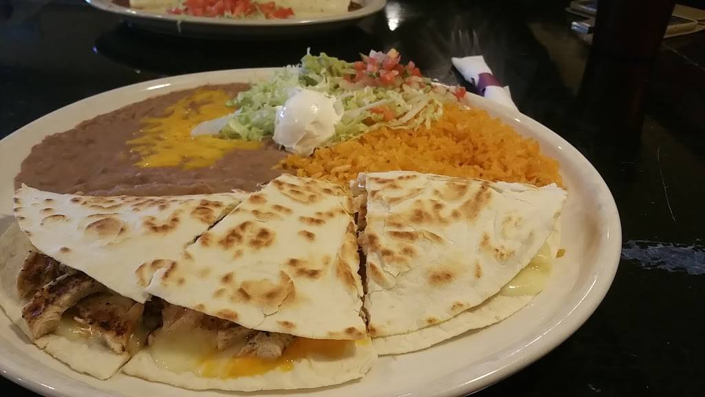 Plaza Mexico | restaurant | 903 Lincoln Way, Marshalltown, IA 50158, USA | 6417524494 OR +1 641-752-4494