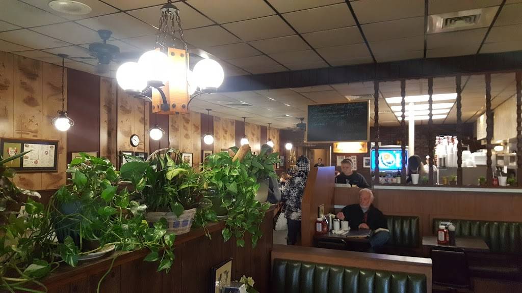 Blue Jay Restaurant | restaurant | 4154 Hamilton Ave, Cincinnati, OH 45223, USA | 5135410847 OR +1 513-541-0847