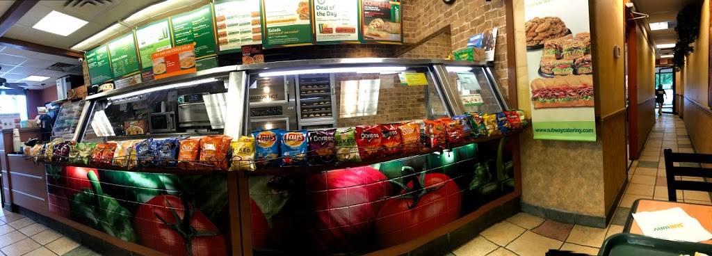 Subway Restaurants | restaurant | 581 Northfield Ave, West Orange, NJ 07052, USA | 9737365200 OR +1 973-736-5200