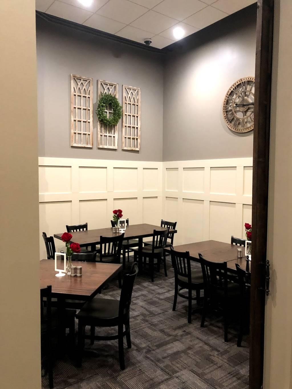 Murrays on Main | restaurant | 810 Superior Ave, Tomah, WI 54660, USA | 6083777100 OR +1 608-377-7100