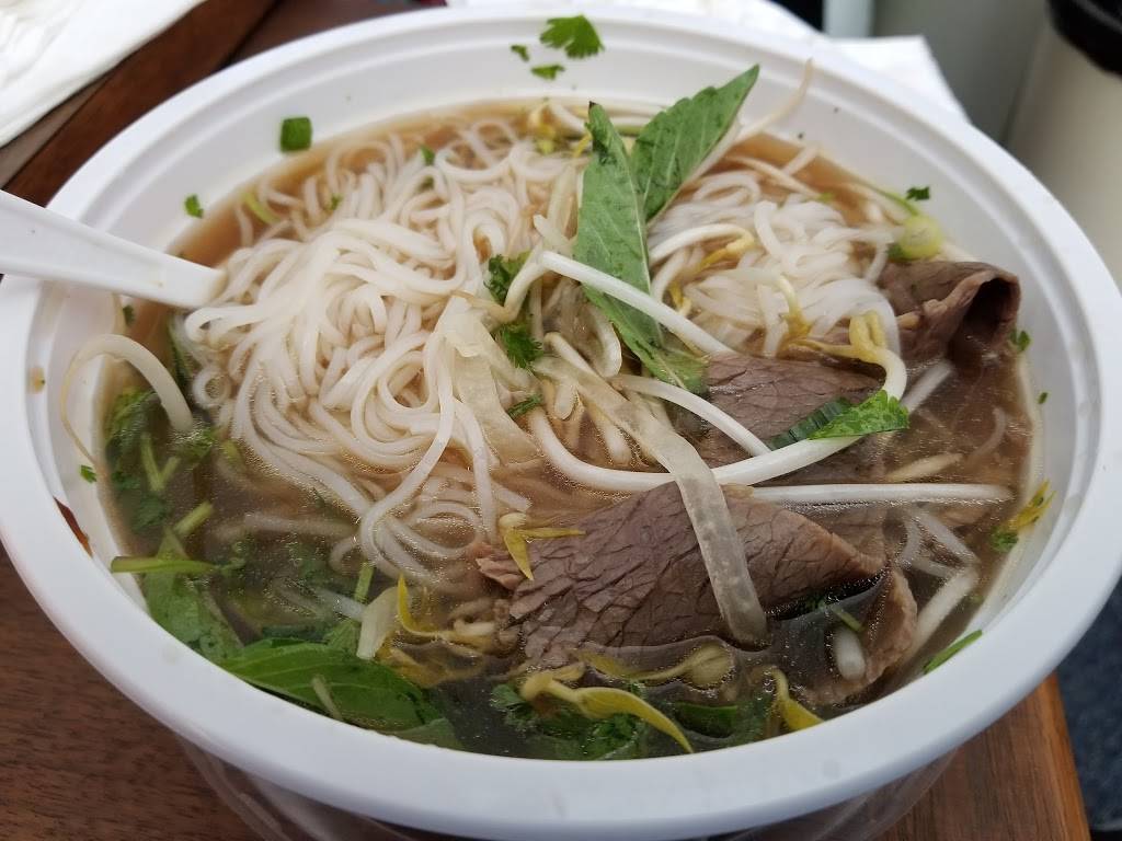 Pho Ton Express | restaurant | 8302 N Eldridge Pkwy s220, Houston, TX 77041, USA | 8329124052 OR +1 832-912-4052