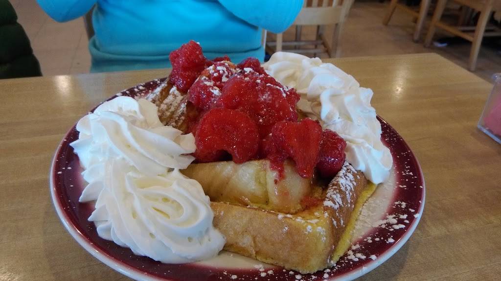 Carleens | cafe | 209 S Broadway, Lawrence, MA 01843, USA | 9786823466 OR +1 978-682-3466