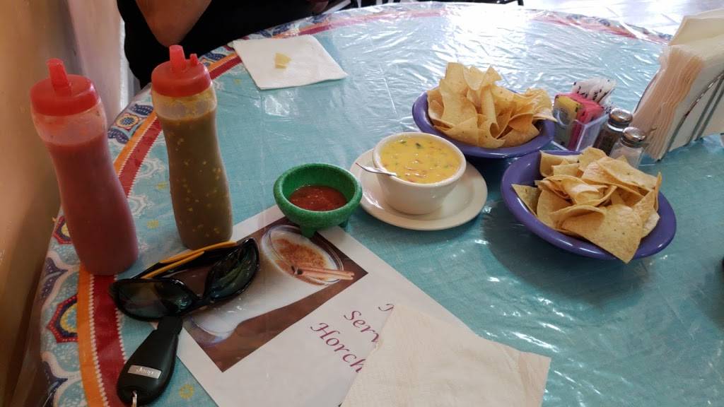 Rositas Mexican Restaurant | restaurant | 115 E Walnut St, Lockhart, TX 78644, USA | 5126683030 OR +1 512-668-3030