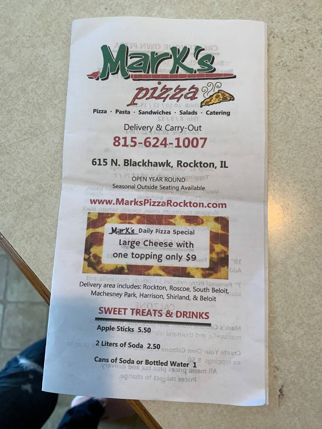 Marks Pizza | restaurant | 615 N Blackhawk Blvd, Rockton, IL 61072, USA | 8156241007 OR +1 815-624-1007