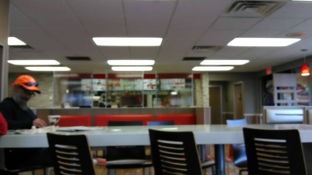 Burger King | restaurant | 1102 SW Lee Blvd, Lawton, OK 73501, USA | 5803579895 OR +1 580-357-9895