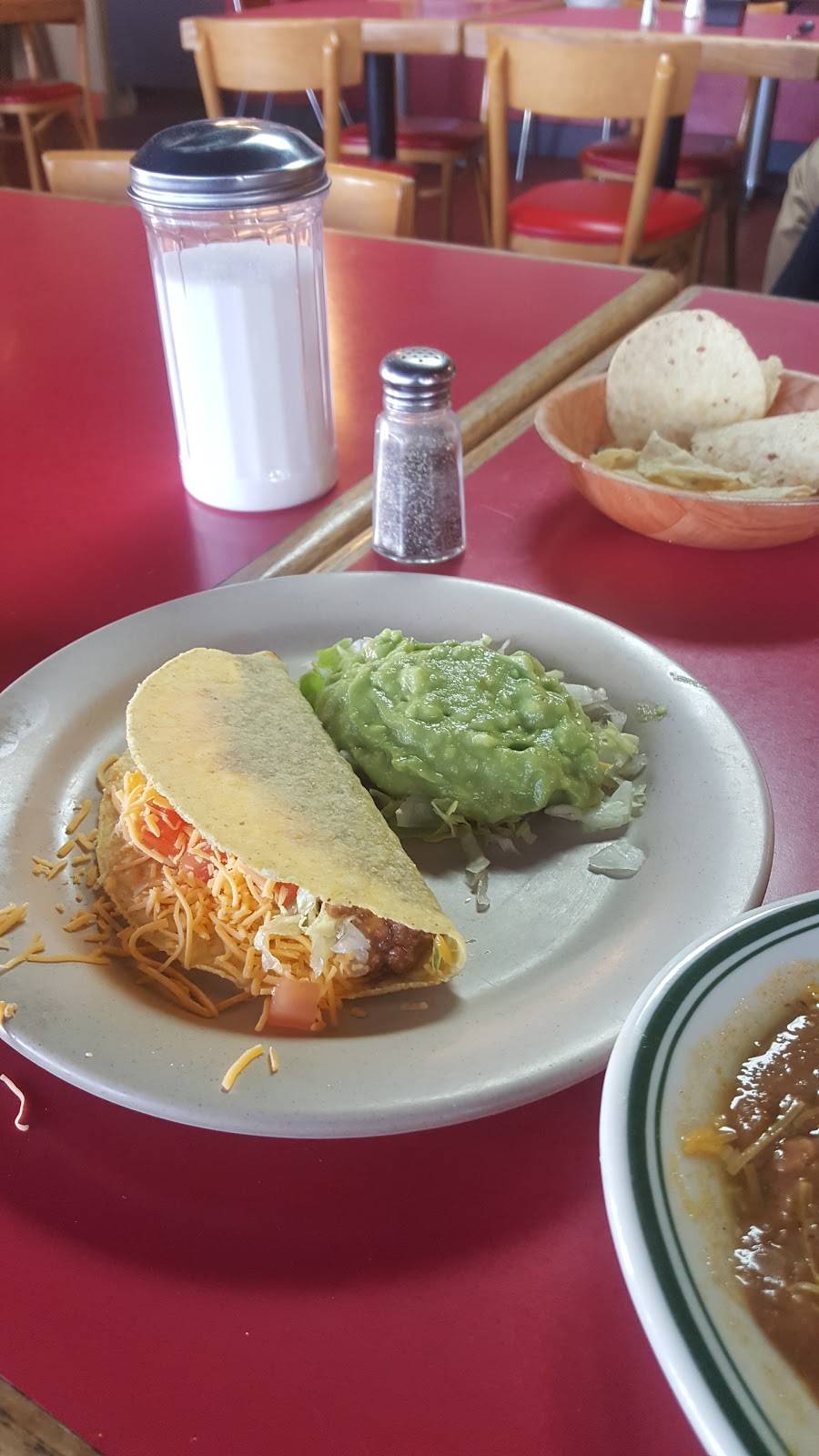 La Casa De Manuel | restaurant | 3158 Larimer St, Denver, CO 80205, USA | 3032951752 OR +1 303-295-1752