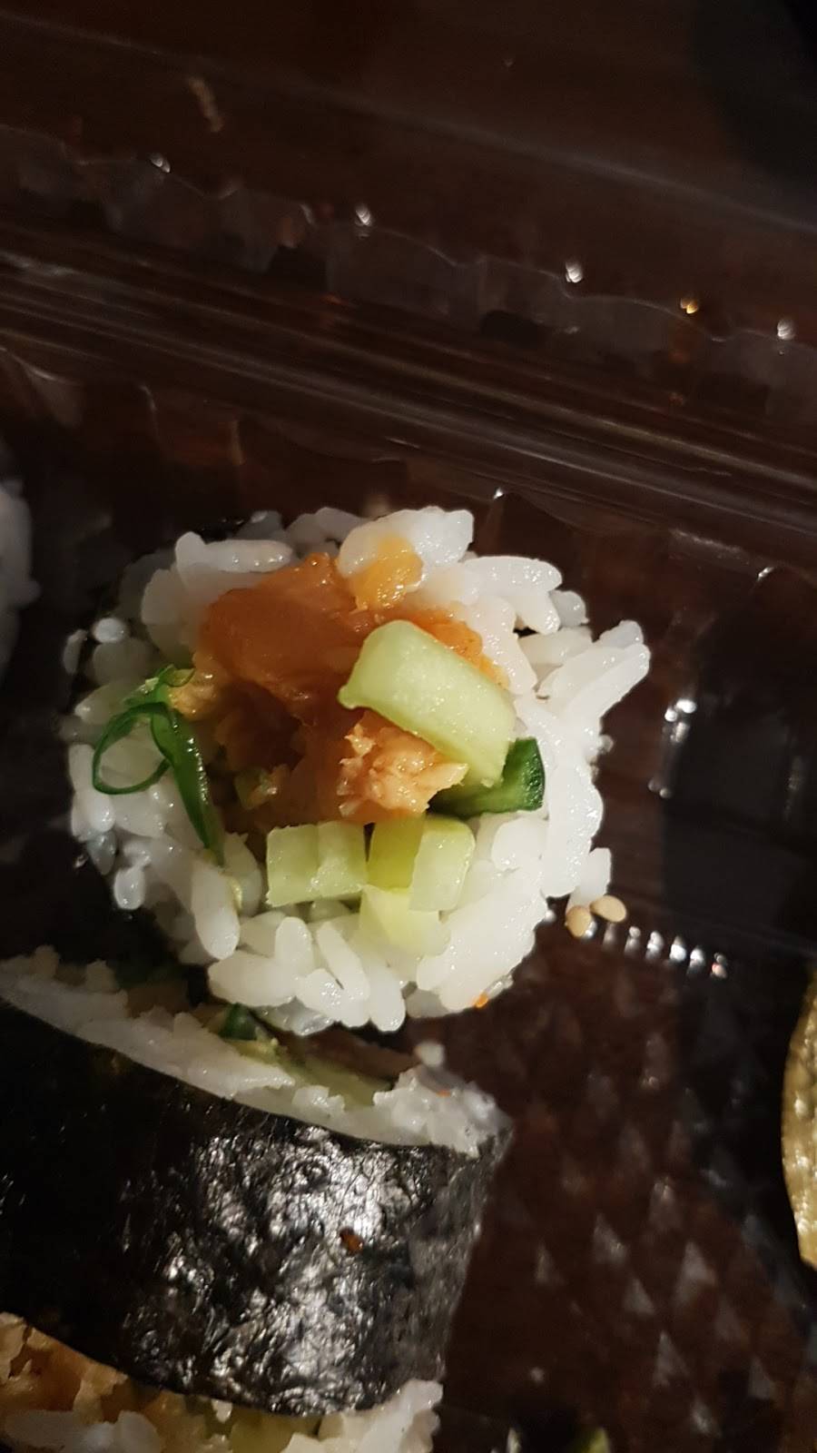Yuzu sushi | meal takeaway | 1961 Chemin Gascon local 101, Terrebonne, QC J6X 4H2, Canada | 4504163883 OR +1 450-416-3883