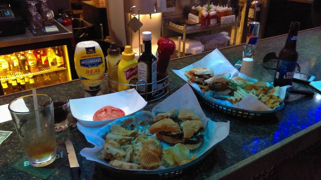 Spirits Bar & Grill | meal takeaway | 922 Milwaukee Ave, South Milwaukee, WI 53172, USA | 4147622005 OR +1 414-762-2005