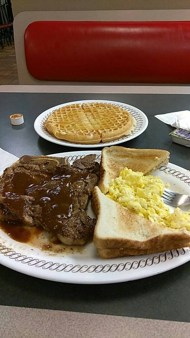 Waffle House | meal takeaway | 636 Bessemer Super Hwy, Fairfield, AL 35064, USA | 2059231983 OR +1 205-923-1983