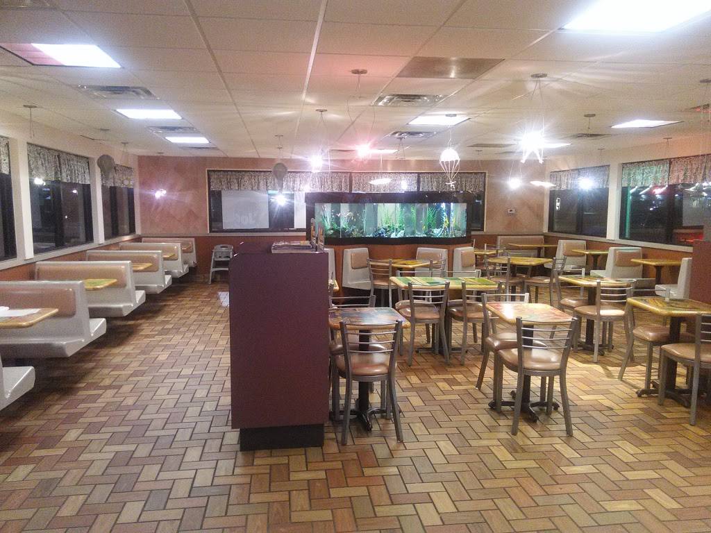 Burger King | restaurant | 6674 North Dixie Hwy, Village of Clarkston, MI 48346, USA | 2486254477 OR +1 248-625-4477