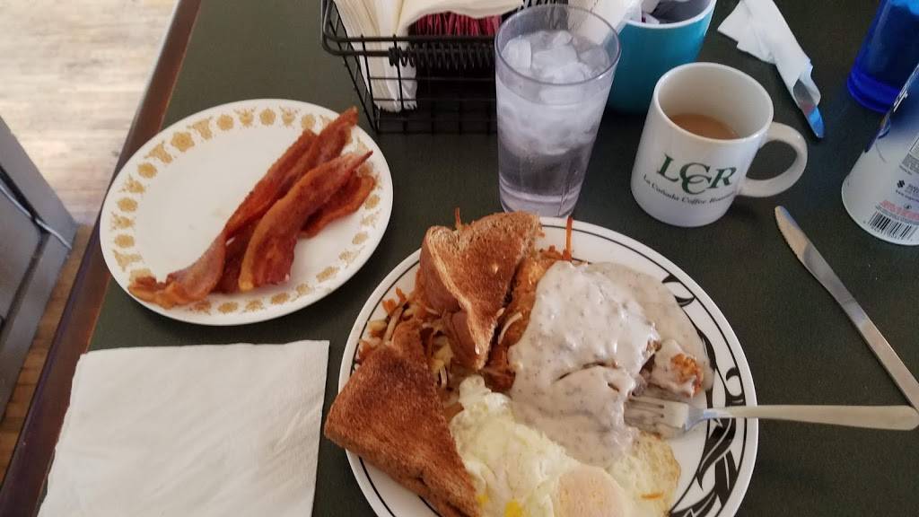 Argo General Store | restaurant | 21998 Wells Ferry Rd, Le Claire, IA 52753, USA | 5632895214 OR +1 563-289-5214