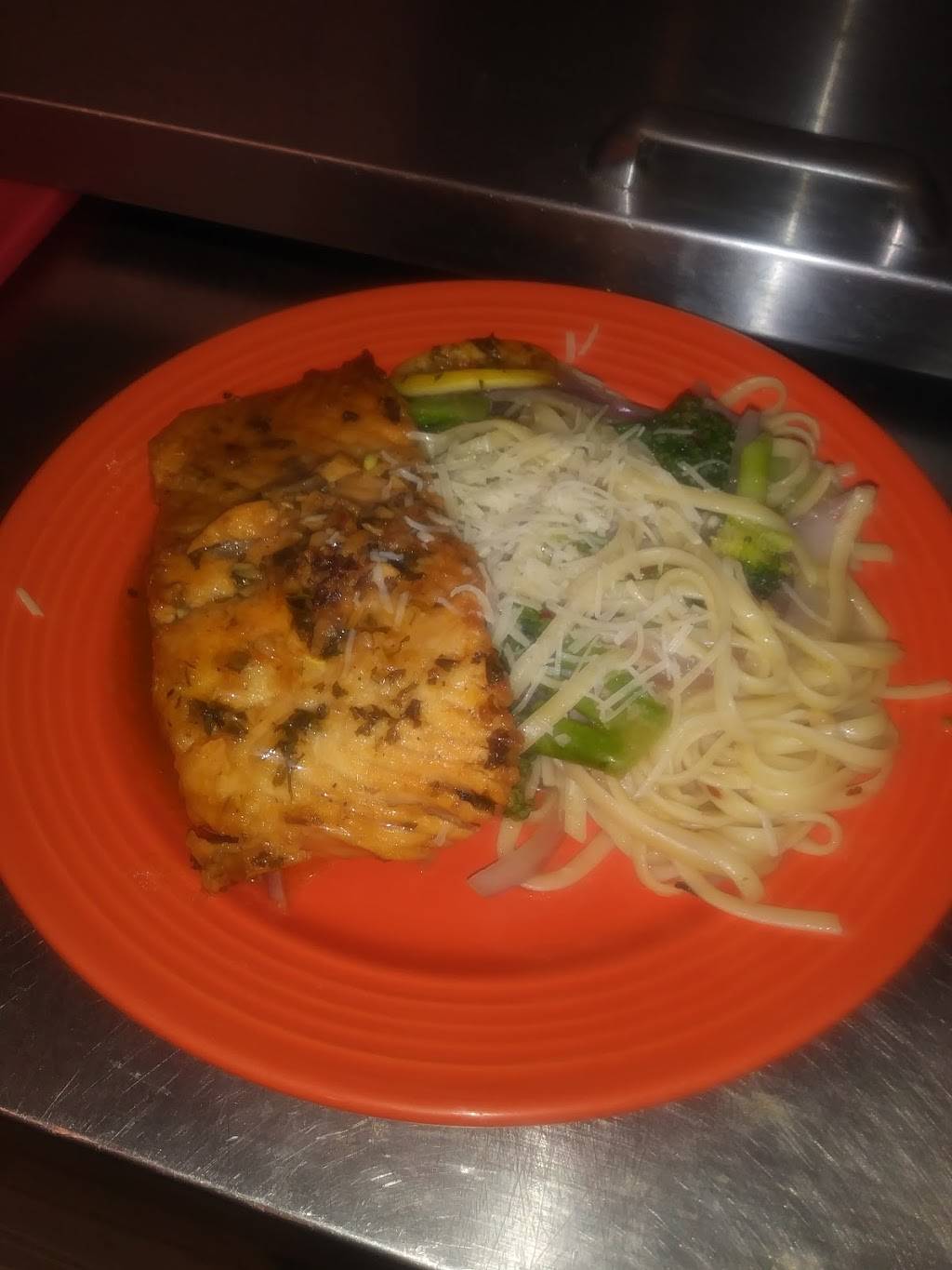 Sabatinos Grill | restaurant | 901 Boot Rd, West Chester, PA 19380, USA | 6107013399 OR +1 610-701-3399