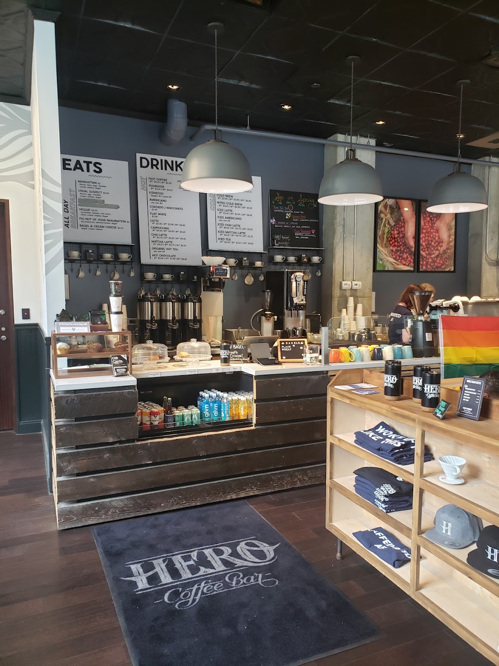 Hero Coffee and Bagel Bar | restaurant | 2950 N Sheridan Rd, Chicago, IL 60657, USA | 7736611254 OR +1 773-661-1254