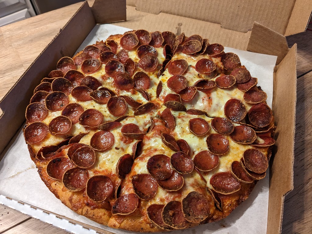 Upper Crust Pizza & Chicken | restaurant | 835 W Market St, Akron, OH 44303, USA | 3305103030 OR +1 330-510-3030