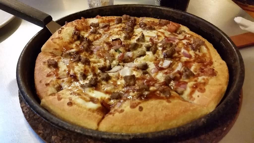 Pizza Hut | restaurant | 1050 N Ponce De Leon Blvd, St. Augustine, FL 32084, USA | 9048244451 OR +1 904-824-4451