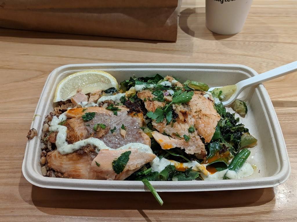 Brown Bag Seafood Co. | restaurant | Revival Food Hall, 125 S Clark St, Chicago, IL 60603, USA | 7737706173 OR +1 773-770-6173