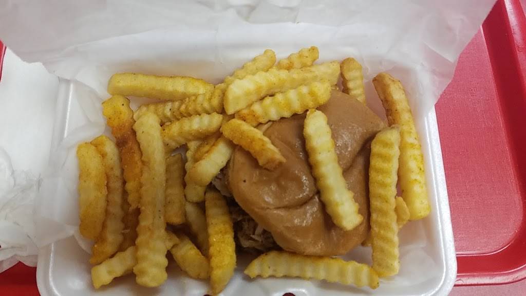 Reggis BBQ | restaurant | 6 Channing Way, Jackson, TN 38305, USA | 7315543432 OR +1 731-554-3432