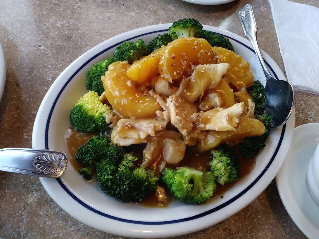 Somsiri Thai | restaurant | 506 W Railroad Ave, Shelton, WA 98584, USA | 3604266770 OR +1 360-426-6770