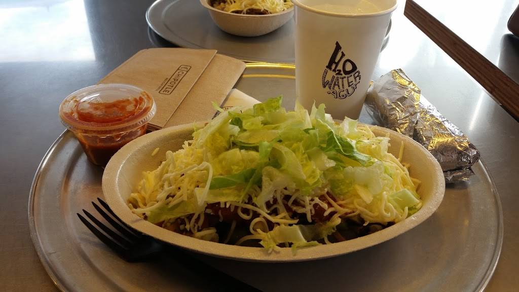 Chipotle Mexican Grill | restaurant | 8888 Whittier Blvd, Pico Rivera, CA 90660, USA | 5624784607 OR +1 562-478-4607