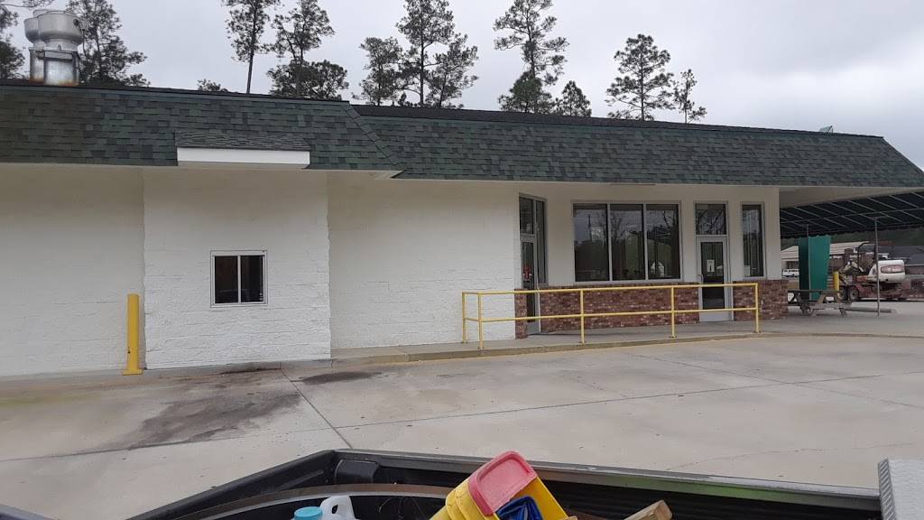 Edds Drive-In | restaurant | 19400 MS-63, Moss Point, MS 39562, USA | 2285886700 OR +1 228-588-6700