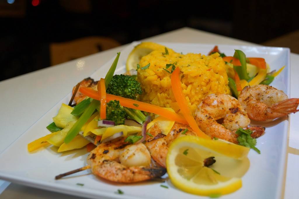 The Captains Table | restaurant | 226 S Telegraph Rd, Pontiac, MI 48341, USA | 2486824400 OR +1 248-682-4400